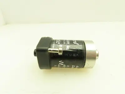 Clippard R445 Minimatic 4-Way Delay In & Out Valve Air Pneumatic Lot of 2