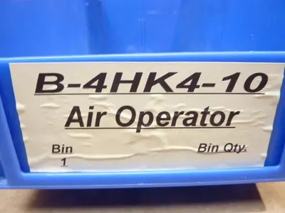 NEW SWAGELOK B-4HK4-10