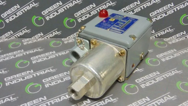 Square D 9012ACW3G5 Pressure Switch Series Ser.B Used