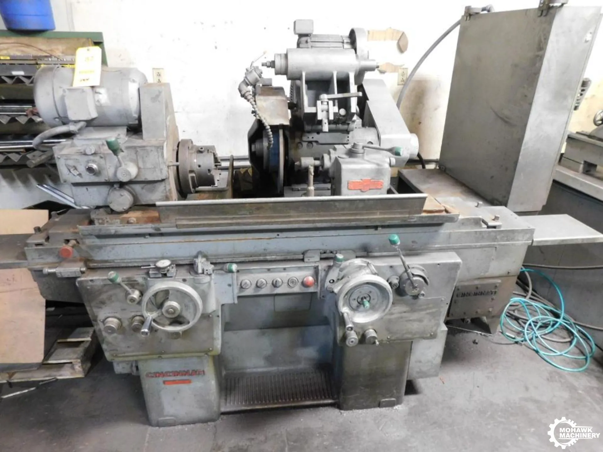 12" x 24" CINCINNATI-MILACRON "DH" UNIVERSAL CYLINDRICAL GRINDER w/INTERNAL GRINDING SPINDLE ATTACHMENT