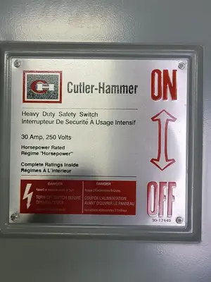 NEW CUTLER-HAMMER 3HD221N