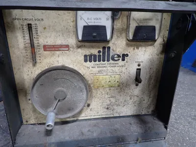 USED MILLER CP300