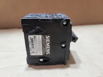 Used SIEMENS Q240 Switchgears British Columbia CA | Lenmark #835454