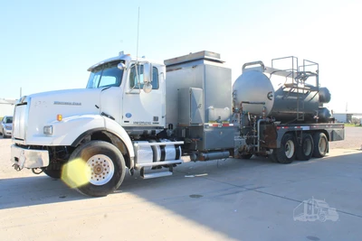 Used 2014 WESTERN STAR 4900 Tanker trucks Texas US | Roll Off Truck World #1492032
