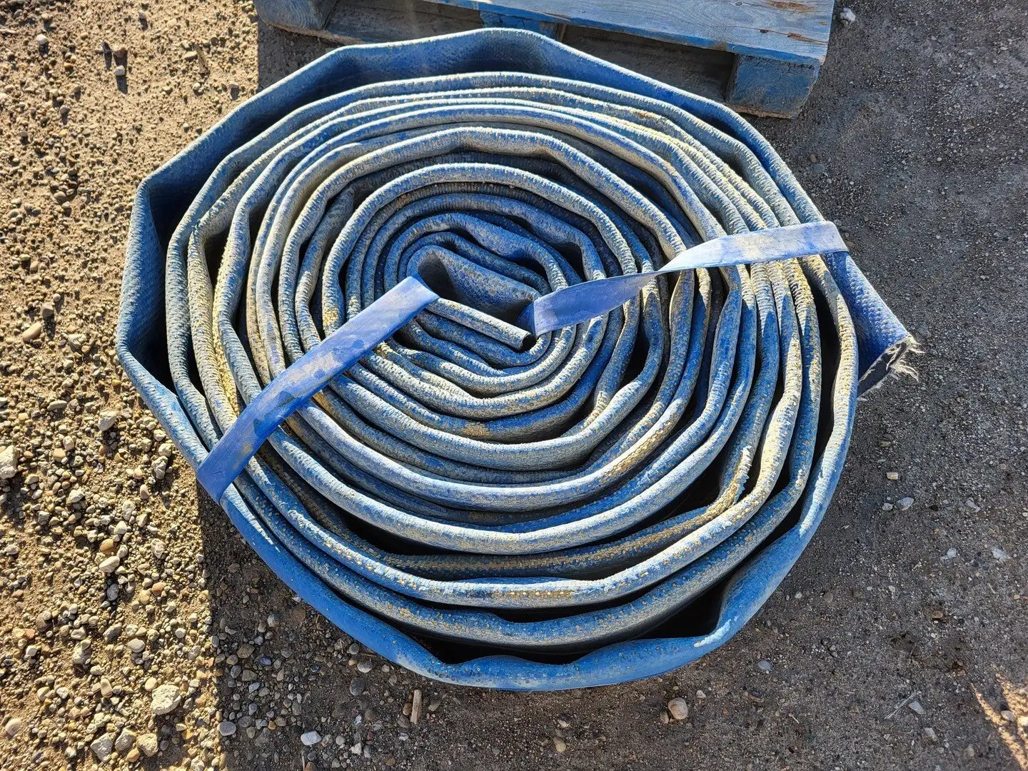 6" x 85 ft Hose Blue
