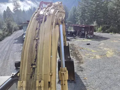 USED 1996 CATERPILLAR 325L