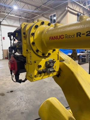 Used FANUC FANUC R2000IB/210F Robots Michigan US | K.B. Industries LLC #1543347