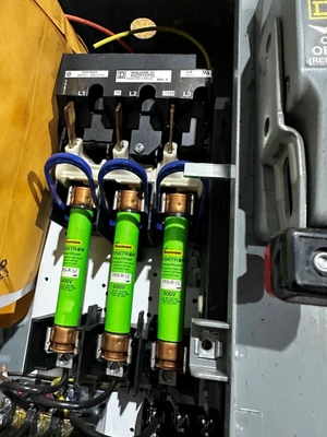 SQUARE D SIZE 0/30A COMBINATION MOTOR STARTER