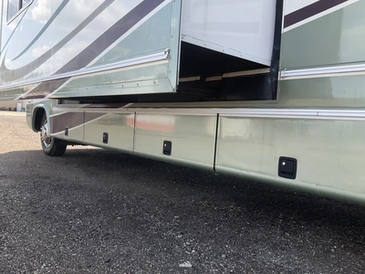 Used 2001 INTRUDER 349 INTRUDER Campers, Caravans, Motorhomes Michigan US | Miedema Asset Management Group #1337357