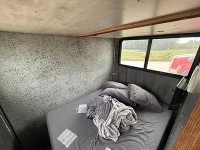 Used 2011 FREIGHTLINER CASCADIA Campers, Caravans, Motorhomes Wisconsin US | Proxy Equipment #1426135