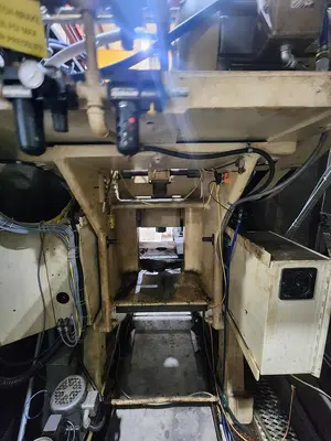 USED V&O 40 TON