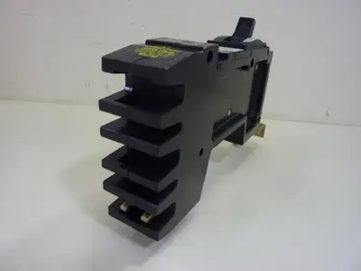 USED SQUARE D FY14020C