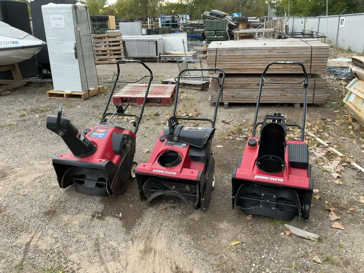 Used (3) TORO _UNKNOWN_ Snow Blowers Michigan US | Miedema Asset Management Group #1476369