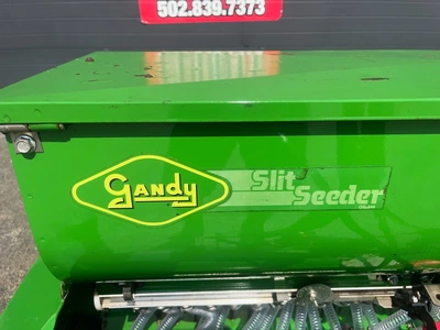 Gandy 2848SS Overseeder | County Equipment Company LLC (8)
