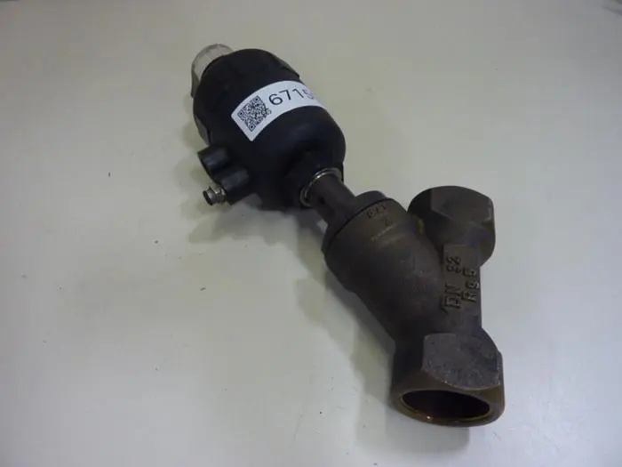 Used BURKERT EASY FLUID CONTROL 2000 A 32,0 PTFE RG Valves/Fittings Michigan US | Ideal Machinery #706342