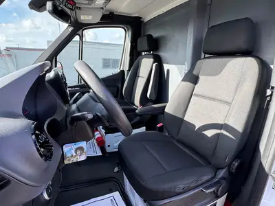 Used 2019 FREIGHTLINER SPRINTER 3500 Tractors & Trailers Florida US | Truck and Van Outlet #1506260