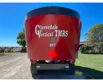 Used CLOVERDALE _UNKNOWN_ Feeder Wagons Iowa US | Keast Enterprises #1360075