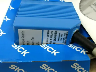 NEW SICK CLV410-2010S04 S1.53 9-066-228 1-018-276 BAR CODE SCANNER