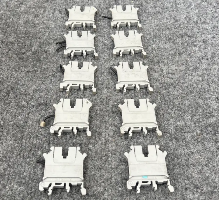 Used Phoenix Contact VDE-0611 Terminal Blocks California US | Davliegogo LLC #1705861