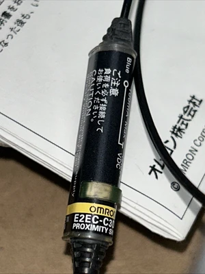 NEW Omron E2EC-C3D1