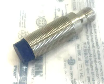 NEW TELEMECANIQUE XS218BLPAM12 INDUCTIVE PROXIMITY SWITCH