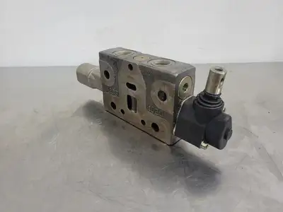 7/8" Hydraulic Valve Work Section 123510201