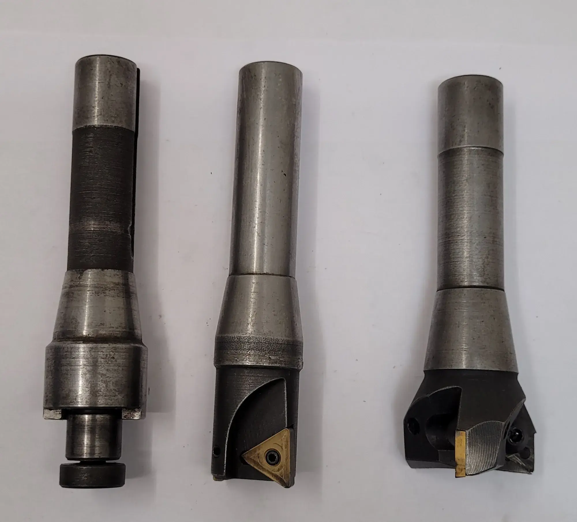 Used _UNKNOWN_ R8 TOOLING Shell Mills Kentucky US | Aucto #1342207