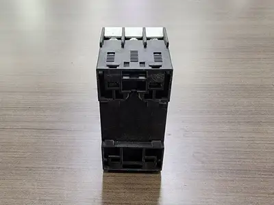 USED SIEMENS 3RV1021-1HA10
