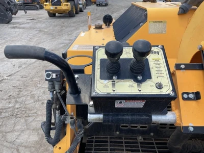 Used 2019 LEEBOY 8520 Tracked Pavers California US | Mittry Construction #1363459