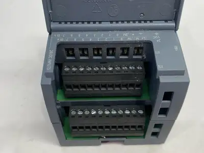 USED SIEMENS SIMATIC S7-1200 DIGITAL I/O MOD. SM 1223 16 DI/16 DO