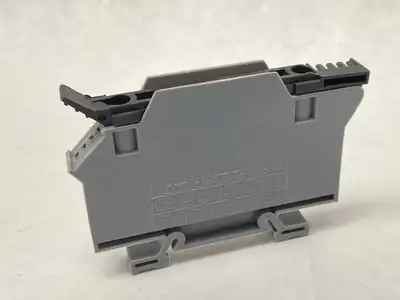 Used Morsettitalia Fuse Holder Terminal Block 30A 750V LOT OF 10 Terminal Blocks Michigan US | Maverick Industrial Sales #1395001