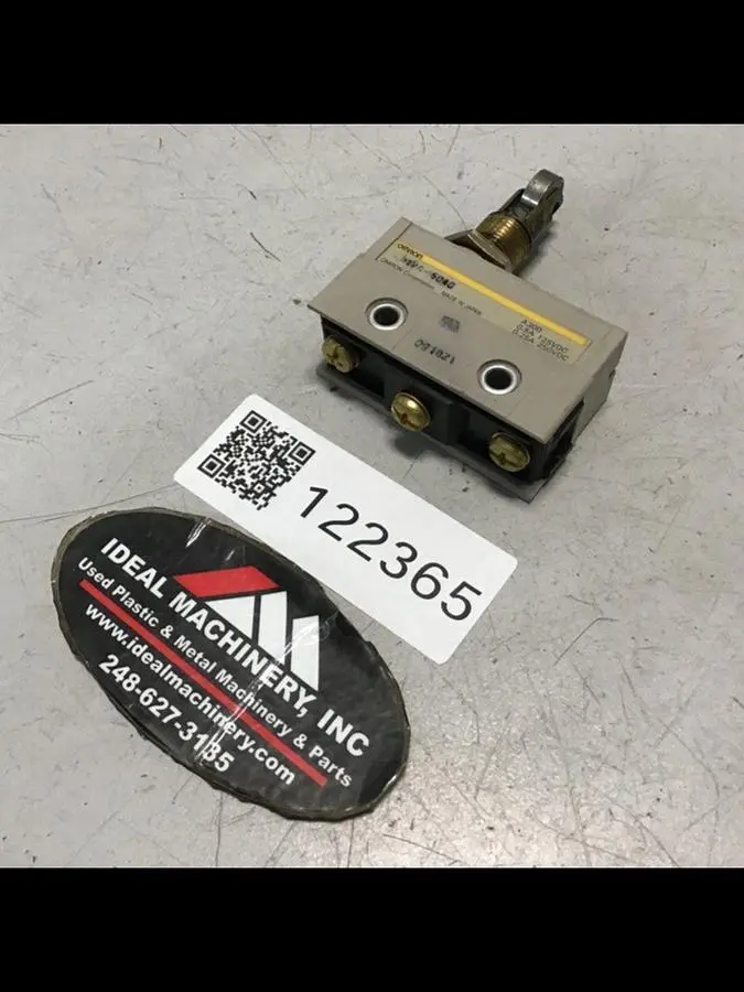 USED OMRON D4MC-5040