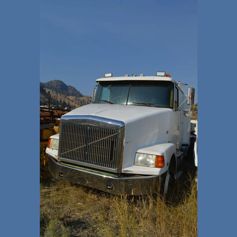 1988 Volvo-GMC Truck