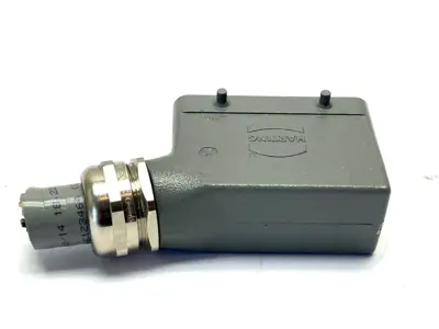 19 30 016 1521,09 33 016 2601 | Harting 19 30 016 1521 Hooded Industrial Connector 09 33 016 2601 - Used