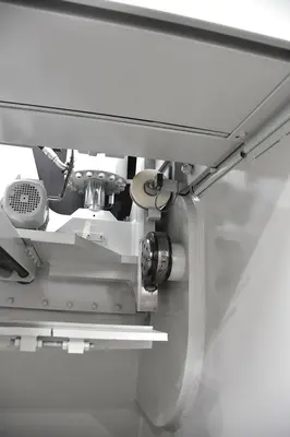 USED LVD MVS-TS 3100 X 20 MM CNC