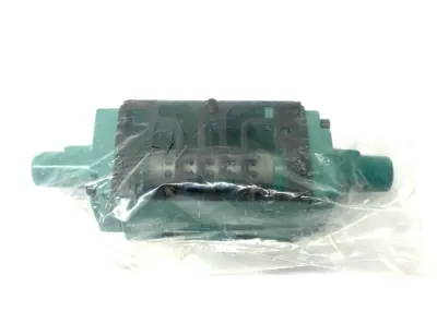 NEW NUMATICS REMOTE PILOT AIR CONTROL VALVE, 4-WAY, 2-POSITION