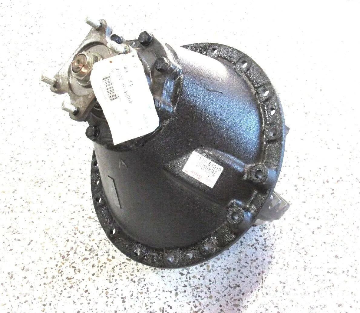 NEW HINO MOTORS 41110-E1010 AXLE 130 CARRIER ASSY 41110E1010