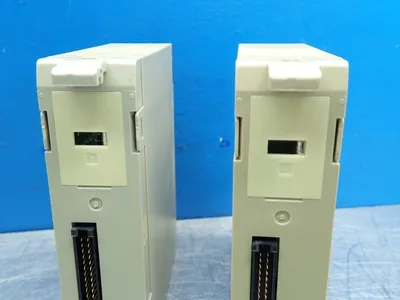 USED OMRON C200HOD212