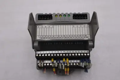 GIDDINGS & LEWIS M.1300.7372 R1 Input Module 24VDC SINK/SOURCE STOCK 632-D