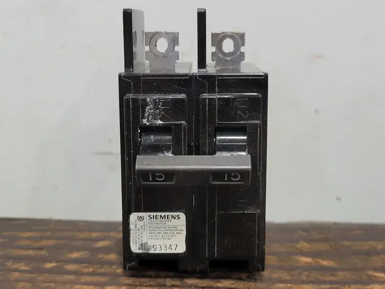 Used SIEMENS BQ215 Switchgears British Columbia CA | Lenmark #242234