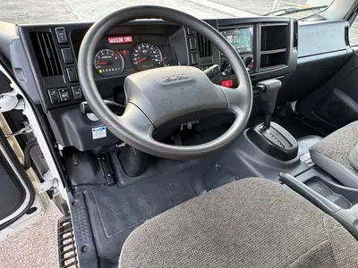 Used 2024 ISUZU NPR HD Box trucks Florida US | Truck and Van Outlet #1509183