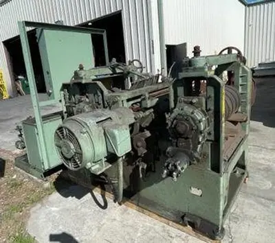 USED NEWMAN S-382 NEWMAN S-382, 30" TOP & BOTTOM ROUGHING PLANER
