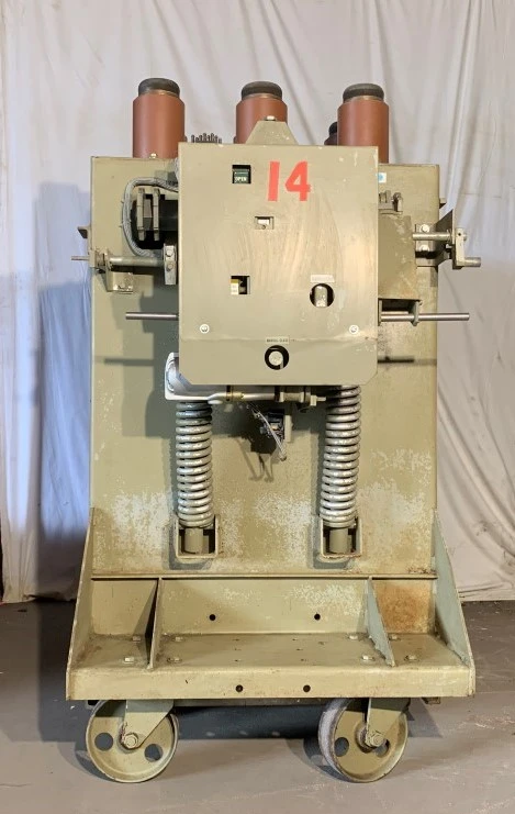Used _UNKNOWN_ AM-13.8-1000-3H Circuit Breakers Alabama US | Transamerican Equipment Company #702594