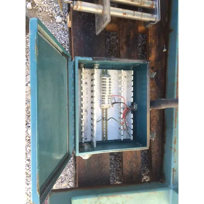 Used Grate Magnet with 7 cu/ft Hopper