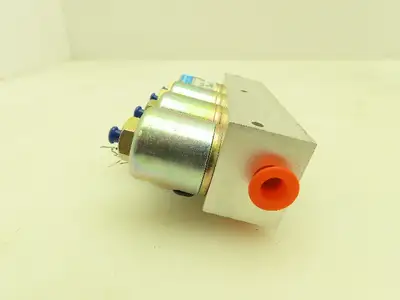 Honeywell Skinner 3133BJA7LNC4 Solenoid Valve Manifold 3-Way 12VDC 35PSI 1/4"NPT