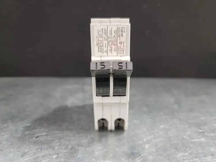 Used FEDERAL PIONEER NC215 Switchgears British Columbia CA | Lenmark #243834