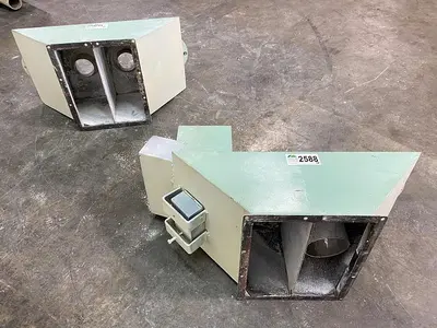 Feed Hoppers