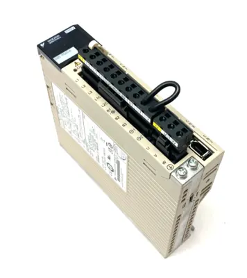Yaskawa SGDV-1R6A01A Sigma-5 Servopack Amplifier - New Other