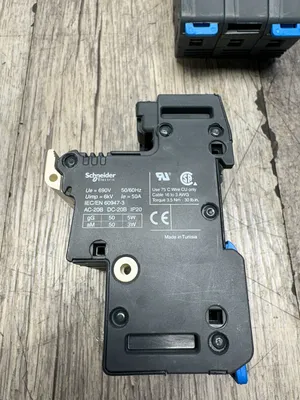 SCHNEIDER DF143C Electrical/PLC/Automation | ESS Industrial Equipment Sales (7)