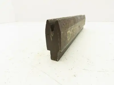 Press Brake Die 11" Long 30° V 7/16" W 5/8" D 1-3/8" H 1/2" Tang